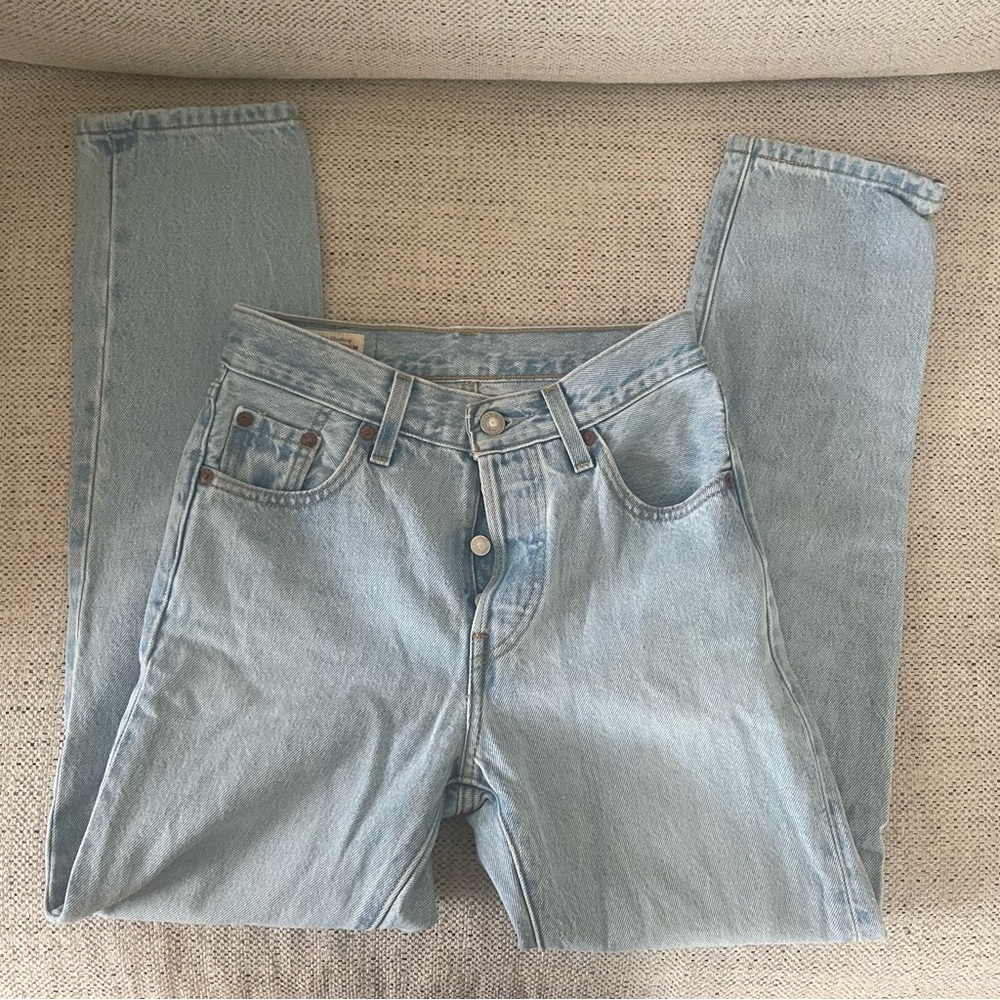 Levi’s 501 S high waisted skinny straight jeans